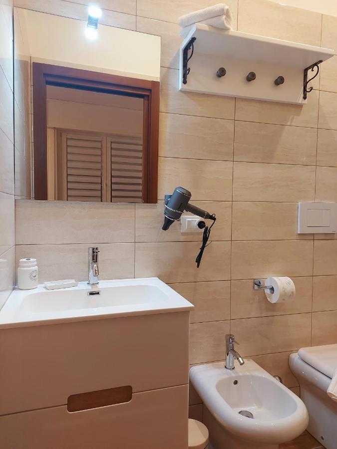 I Tre Marchi Rooms / Camera Mare Termoli Eksteriør billede
